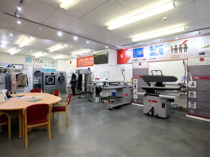 Renzacci wetcleaning open day